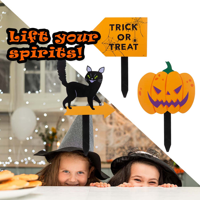 Halloween Outdoor Stake Signs Cat-Pumpkin-Trick Or Treat 3 Pack